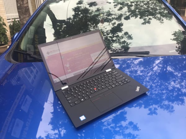 Máy tính xách tay Lenovo Thinkpad X1 Yoga i5- 7200U / 8GB/ SSD 256GB/ 14.0 2K