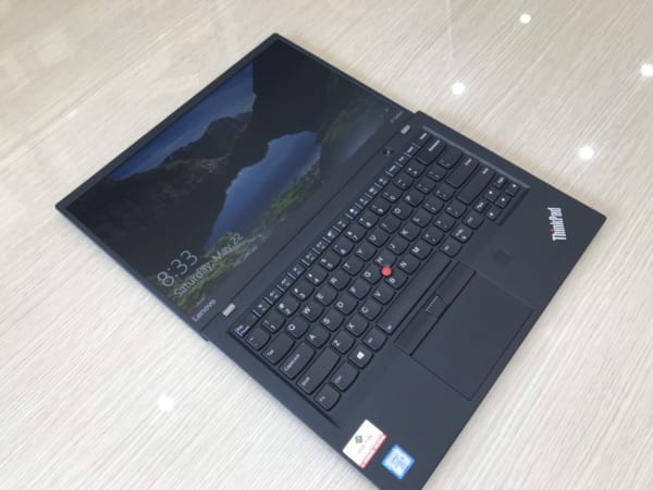 Thinkpad X1 Carbon Gen5  i5 6300U – 8GB RAM – SSD 256GB Nvme – 14.0 Inch FHD